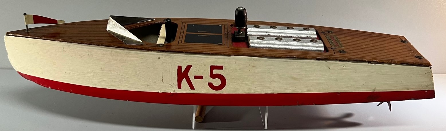K-5 Speedboat
